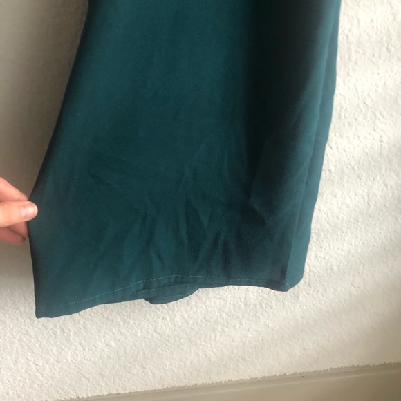 *SOLD* Dark green jumpsuit small v neck sleeveless - Picture 11 of 11